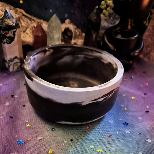 Dusk & Frost Catchall