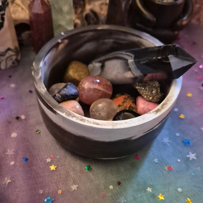 Dusk & Frost Catchall