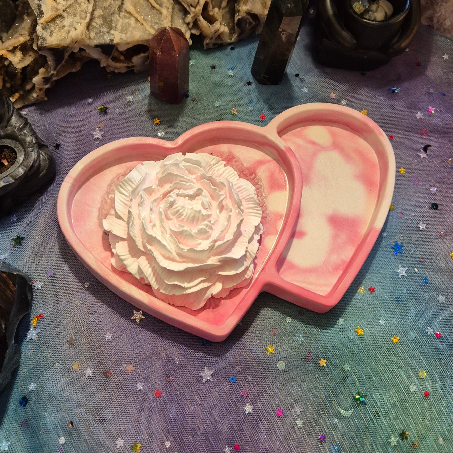 Vintage Rose Dual Heart Trinket Tray
