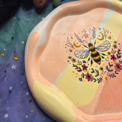 Bee Tray